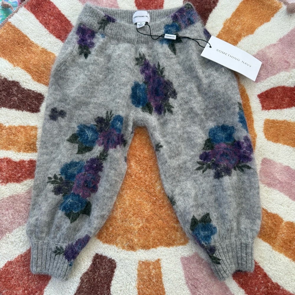 $65 NWT Something Navy Wool Alpaca Kids' Gray Joggers with Blue Floral‎ Design